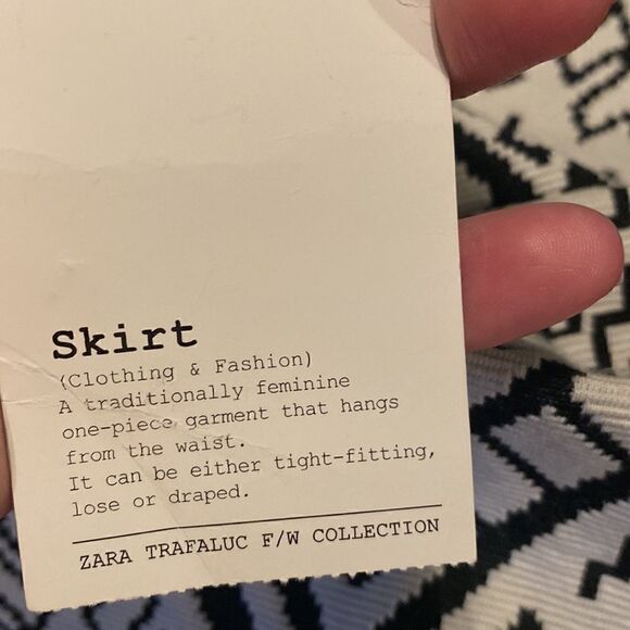 NWT Zara Tribal Print Woven Black Cream Midi Skirt - Picture 4 of 7